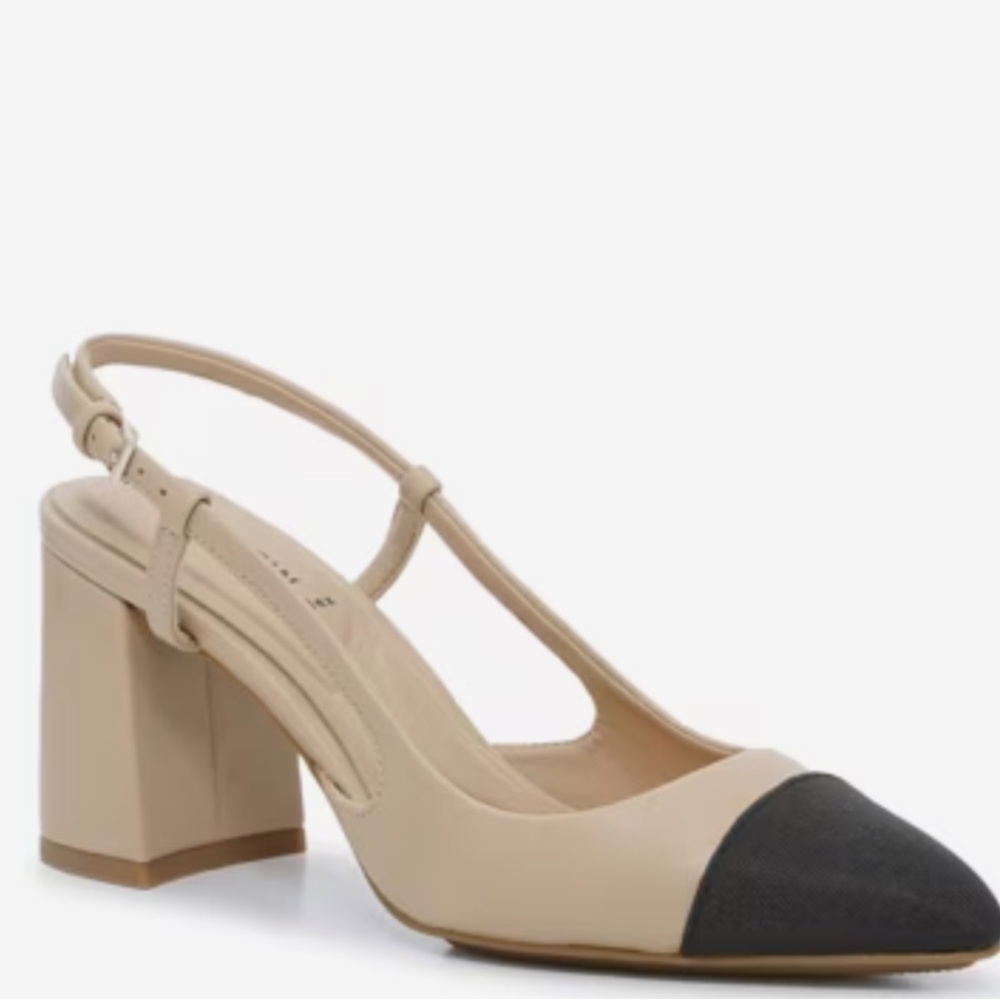 Anne Klein Baxter Pump nude black toed heels